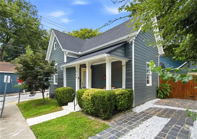 Photo 3 of Single family home for sale at 864 Kirkwood Ave Se, Atlanta, GA 30316 | MLS# 7818833 | Listing updated on 2026-09-20