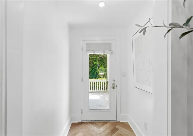 Photo 3 of Single family home for sale at 864 Kirkwood Ave Se, Atlanta, GA 30316 | MLS# 7818833 | Listing updated on 2026-09-20