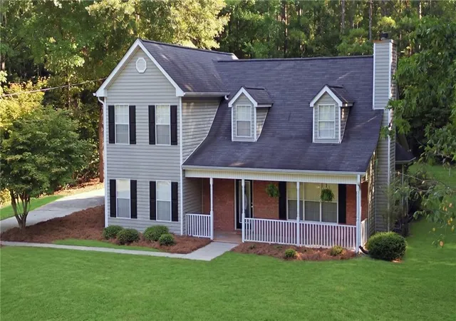 Photo 4 of Sale Pending at 215 Eastwood Frst, Covington, GA 30014 | MLS# 7828030 | Listing updated on 2026-09-01