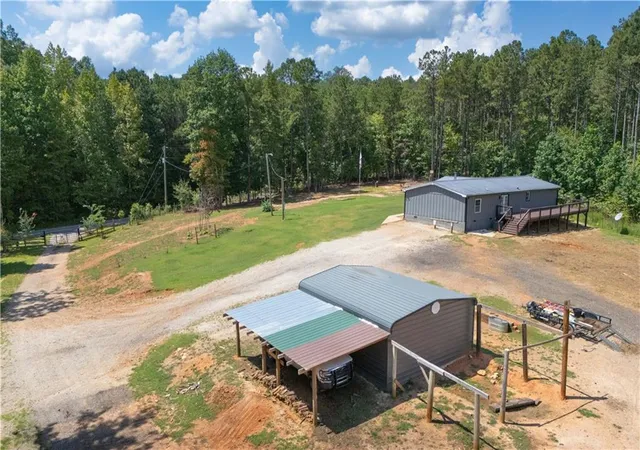 Photo 3 of Sale Pending at 120 Styles Lake Rd, Waco, GA 30182 | MLS# 7827182 | Listing updated on 2026-10-27