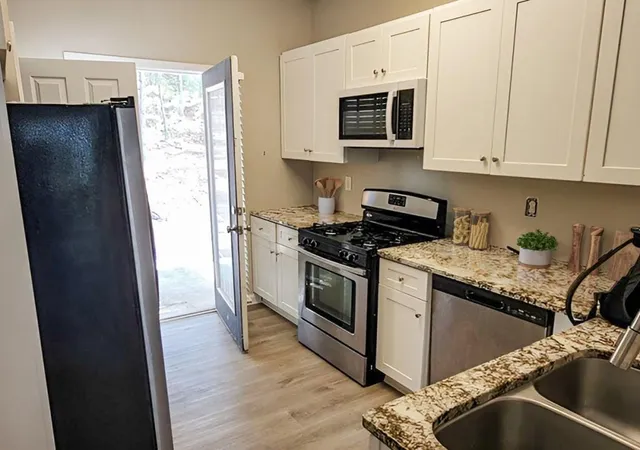 Photo 3 of Sale Pending at 165 Riverstone Cmns Cir, Canton, GA 30114 | MLS# 7808576 | Listing updated on 2026-09-01