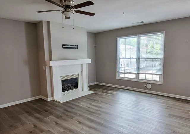 Photo 4 of Sale Pending at 165 Riverstone Cmns Cir, Canton, GA 30114 | MLS# 7808576 | Listing updated on 2026-09-01
