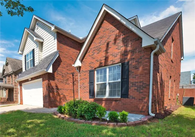 Photo 2 of Sale Pending at 612 Parkside Pl Dr, Mcdonough, GA 30253 | MLS# 7825542 | Listing updated on 2026-09-08