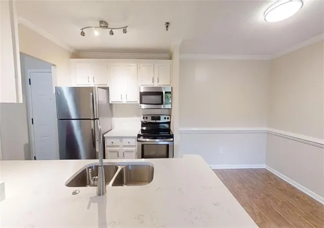 Photo 4 of Condo for sale at 300 Johnson Ferry Rd Ne #B202, Sandy Springs, GA 30328 | MLS# 7827029 | Listing updated on 2026-08-28