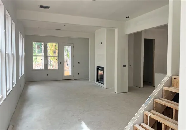 Photo 3 of Single family home for sale at 436 Edgewater Chase, Canton, GA 30115 | MLS# 7816673 | Listing updated on 2026-09-18