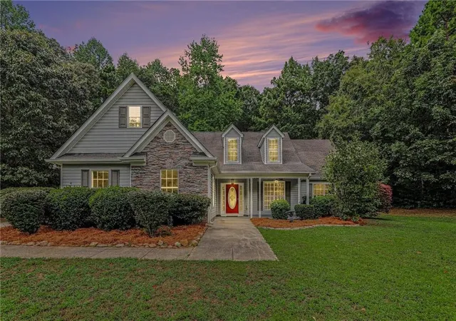 Photo 2 of Sale Pending at 250 Dillion Dr, Hampton, GA 30228 | MLS# 7825917 | Listing updated on 2026-10-01