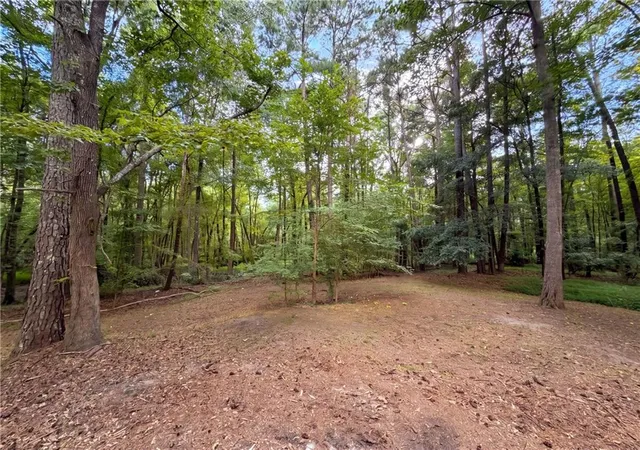 Photo 19 of Single family home for sale at 670 Marsh Ct, Jonesboro, GA 30238 | MLS# 7826793 | Listing updated on 2026-09-08