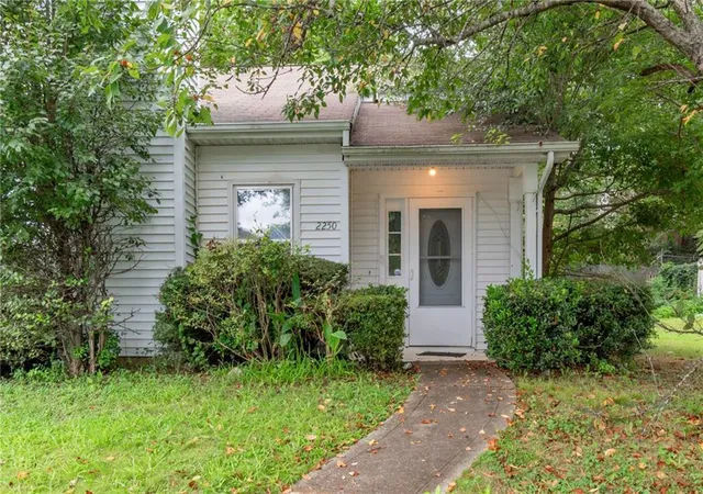 Photo 1 of Townhouse for sale at 2250 Wellington Cir, Lithonia, GA 30058 | MLS# 7821221 | Listing updated on 2026-08-27