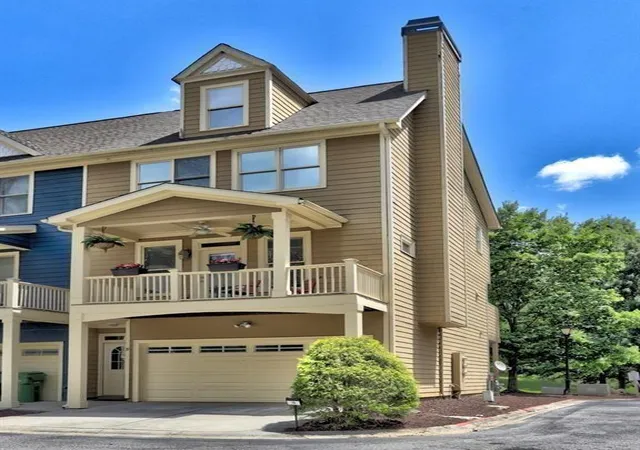 Photo 1 of Townhouse for sale at 1079 Marietta Blvd Nw #19, Atlanta, GA 30318 | MLS# 7827078 | Listing updated on 2026-09-08