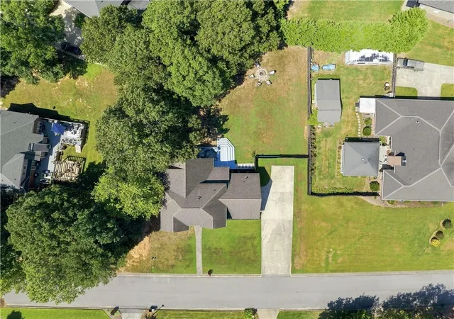Photo 4 of Single family home for sale at 22 Stonebrook Dr Sw, Rome, GA 30165 | MLS# 7827990 | Listing updated on 2026-08-27