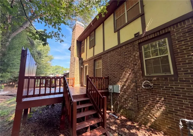 Photo 4 of Sale Pending at 17 Dover Trl, Peachtree City, GA 30269 | MLS# 7827176 | Listing updated on 2026-09-12