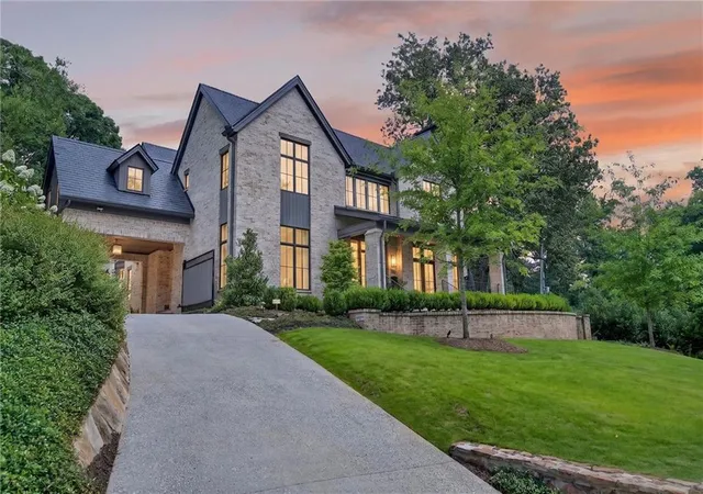 Photo 4 of Single family home for sale at 104 Westminster Dr Ne, Atlanta, GA 30309 | MLS# 7827726 | Listing updated on 2026-08-27
