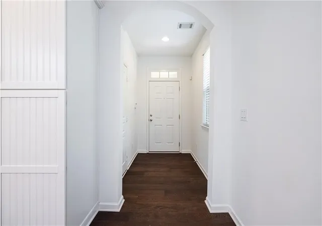 Photo 3 of Townhouse for sale at 1624 Lenox Overlook Rd Ne, Atlanta, GA 30329 | MLS# 7827725 | Listing updated on 2026-08-30
