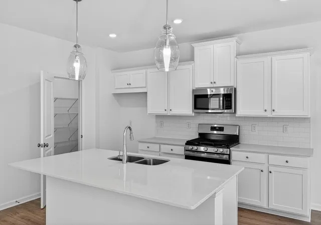 2nd image of 224 Groveton Ct, Euharlee, GA 30145 | MLS# 7826911