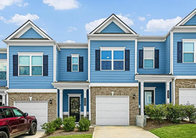 Photo 2 of Townhouse for sale at 229 Dupont Dr, Cartersville, GA 30121 | MLS# 7827781 | Listing updated on 2026-09-14