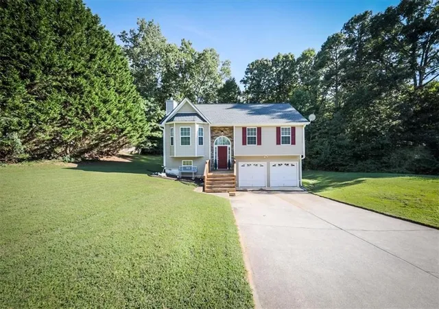 2nd image of 401 Winding Valley Dr, Rockmart, GA 30153 | MLS# 7825862