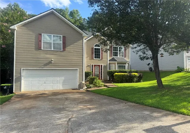 Photo 2 of Single family home for sale at 1043 Summer Cypress Dr, Villa Rica, GA 30180 | MLS# 7828169 | Listing updated on 2026-08-28