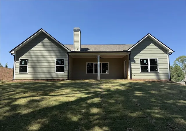Photo 2 of Sale Pending at 125 Fairwinds Dr, Covington, GA 30016 | MLS# 7803390 | Listing updated on 2026-09-11