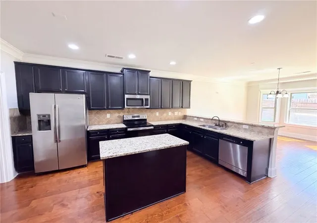 Photo 2 of Single family home for sale at 115 Birchwood Ct, Loganville, GA 30052 | MLS# 7827617 | Listing updated on 2026-09-20