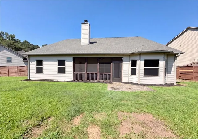 Photo 4 of Single family home for sale at 115 Birchwood Ct, Loganville, GA 30052 | MLS# 7827617 | Listing updated on 2026-09-20