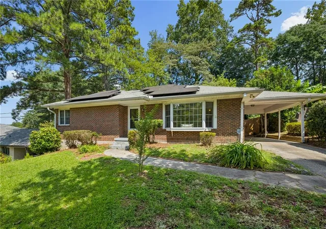 Photo 2 of Single family home for sale at 1232 Carol Ln Ne, Atlanta, GA 30306 | MLS# 7814710 | Listing updated on 2026-09-14