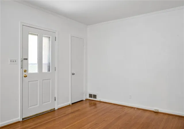Photo 4 of Single family home for sale at 1232 Carol Ln Ne, Atlanta, GA 30306 | MLS# 7814710 | Listing updated on 2026-09-14