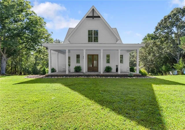 Photo 2 of Single family home for sale at 3567 Duckett Mill Rd, Gainesville, GA 30506 | MLS# 7828058 | Listing updated on 2026-08-31