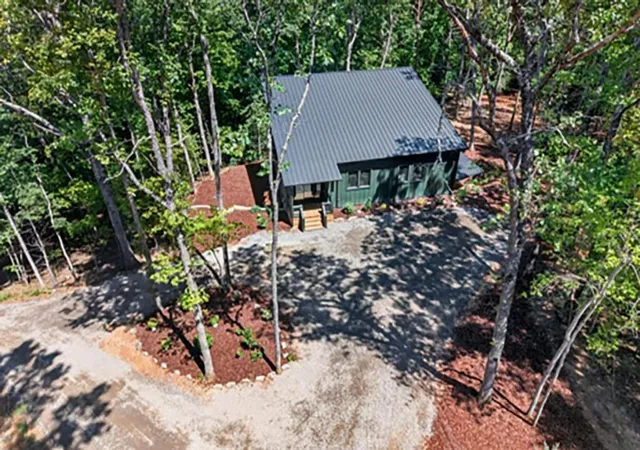 Photo 3 of Single family home for sale at 255 Sunrock Mountain Rd, Blue Ridge, GA 30513 | MLS# 7827217 | Listing updated on 2026-08-25