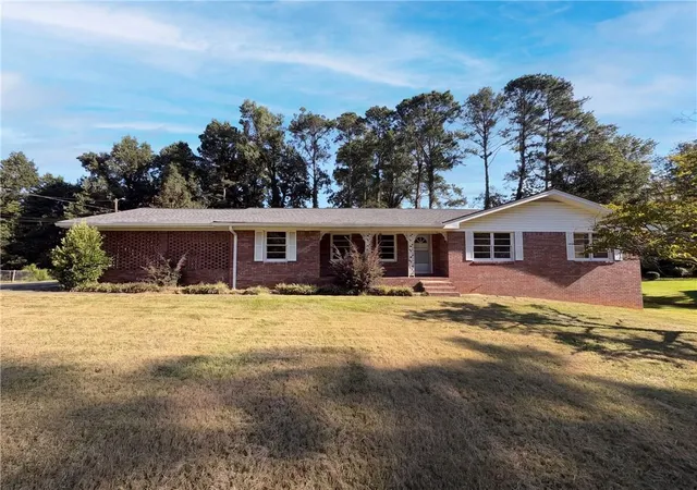 Photo 1 of Sale Pending at 3091 Beechwood Dr, Lithia Springs, GA 30122 | MLS# 7827714 | Listing updated on 2026-09-08