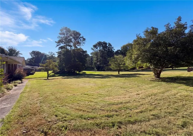 Photo 32 of Sale Pending at 3091 Beechwood Dr, Lithia Springs, GA 30122 | MLS# 7827714 | Listing updated on 2026-09-08