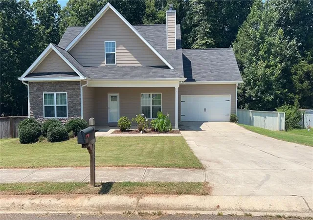 Photo 1 of Sale Pending at 3092 Grandview Ln, Commerce, GA 30529 | MLS# 7825969 | Listing updated on 2026-09-21