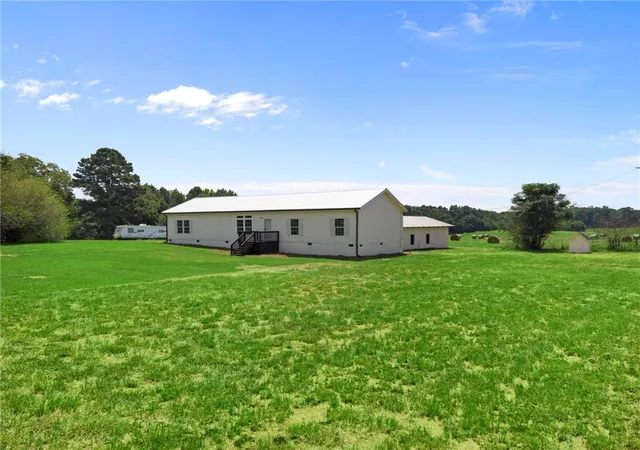 Photo 2 of Single family home for sale at 1300 Credille Pond Rd, Greensboro, GA 30642 | MLS# 7827094 | Listing updated on 2026-08-26