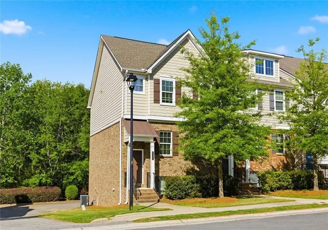 Photo 2 of Townhouse for sale at 4322 Buford Valley, Buford, GA 30518 | MLS# 7754398 | Listing updated on 2026-08-25