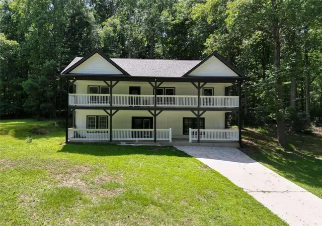 1st image of 378 Rue Cezzan, Lavonia, GA 30553 | MLS# 7824325