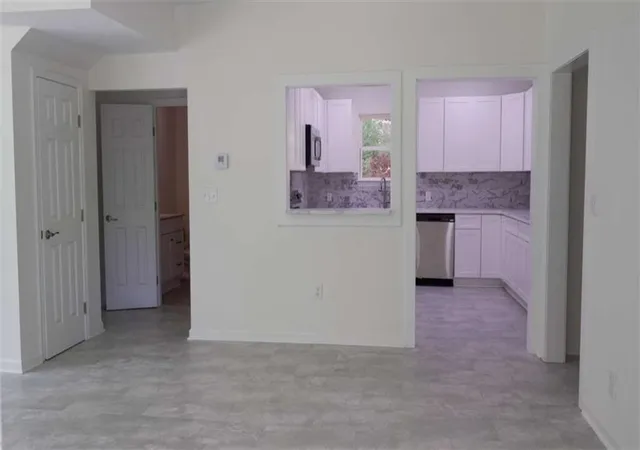 2nd image of 378 Rue Cezzan, Lavonia, GA 30553 | MLS# 7824325