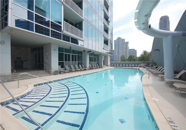 Listing Photo 2 - Condo for sale in building located at 3338 Peachtree Rd Ne, Atlanta, GA 30326 - Unit #504
