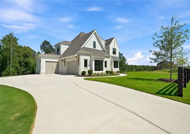 Photo 2 of Single family home for sale at 144 Daxton Dr, Canton, GA 30115 | MLS# 7827994 | Listing updated on 2026-09-02