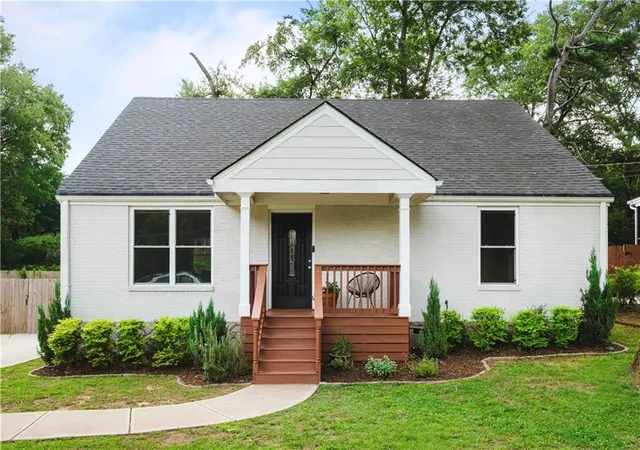 Photo 1 of Single family home for sale at 1940 Bonner St, Decatur, GA 30032 | MLS# 7826710 | Listing updated on 2026-09-20