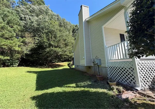 Photo 2 of Single family home for sale at 1215 Amanda Wy, Buford, GA 30518 | MLS# 7827315 | Listing updated on 2026-09-11