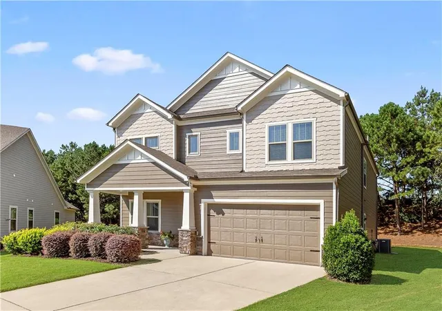 Photo 2 of Single family home for sale at 40 Lakewood Ct Se, Cartersville, GA 30120 | MLS# 7827737 | Listing updated on 2026-09-04