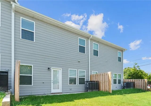 Photo 26 of Townhouse for sale at 11516 Kimberly Wy #28, Hampton, GA 30228 | MLS# 7825927 | Listing updated on 2026-09-07
