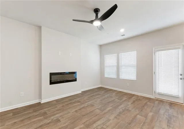 Photo 2 of Townhouse for sale at 11516 Kimberly Wy #28, Hampton, GA 30228 | MLS# 7825927 | Listing updated on 2026-09-07