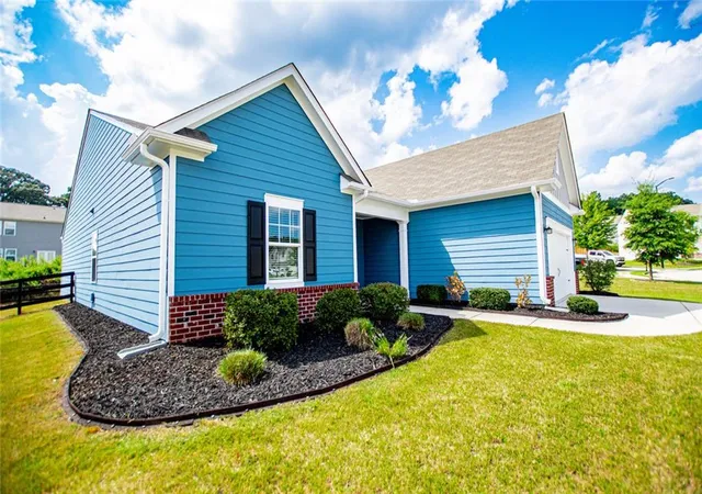 Photo 2 of Single family home for sale at 70 Cottontail Ln, Villa Rica, GA 30180 | MLS# 7826834 | Listing updated on 2026-09-02