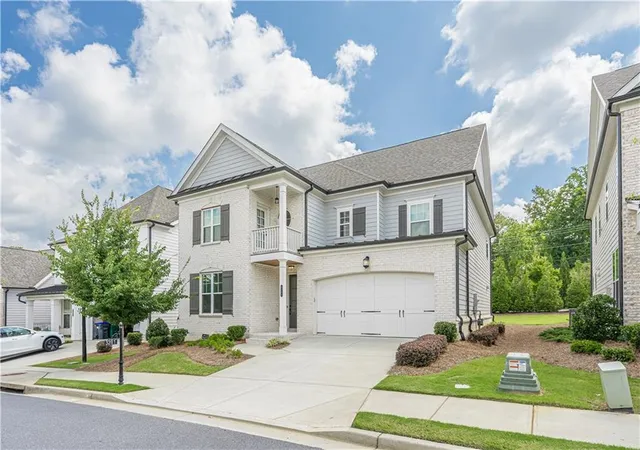 2nd image of 3281 Bennett Creek Ln, Suwanee, GA 30024 | MLS# 7817072