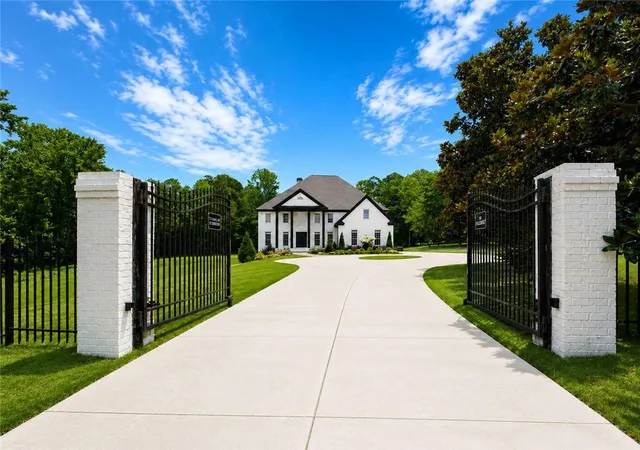 Photo 1 of Single family home for sale at 14955 Thompson Rd, Alpharetta, GA 30004 | MLS# 7799445 | Listing updated on 2026-09-11