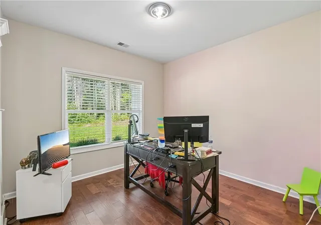 Photo 3 of Single family home for sale at 512 Clinton Dr, Temple, GA 30179 | MLS# 7821072 | Listing updated on 2026-10-23