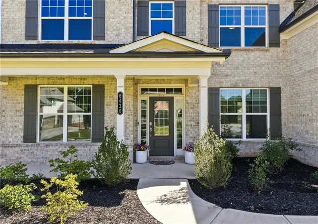 Photo 3 of Sale Pending at 6410 Hawkins Manor Dr, Cumming, GA 30040 | MLS# 7826965 | Listing updated on 2026-10-01