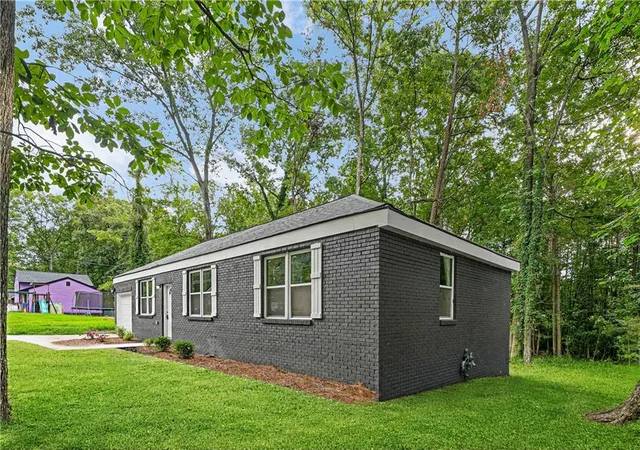 Photo 2 of Single family home for sale at 5376 Denny Dr, Atlanta, GA 30349 | MLS# 7819775 | Listing updated on 2026-08-25