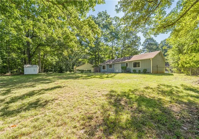 Photo 3 of Sale Pending at 5350 Greenhedge Trl, Stone Mountain, GA 30088 | MLS# 7827685 | Listing updated on 2026-10-17