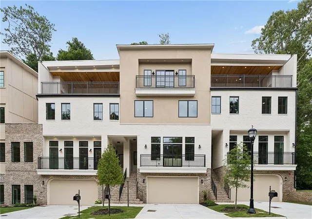 Photo 1 of Townhouse for sale at 3521 Kingsboro Rd, Atlanta, GA 30326 | MLS# 7827591 | Listing updated on 2026-08-28